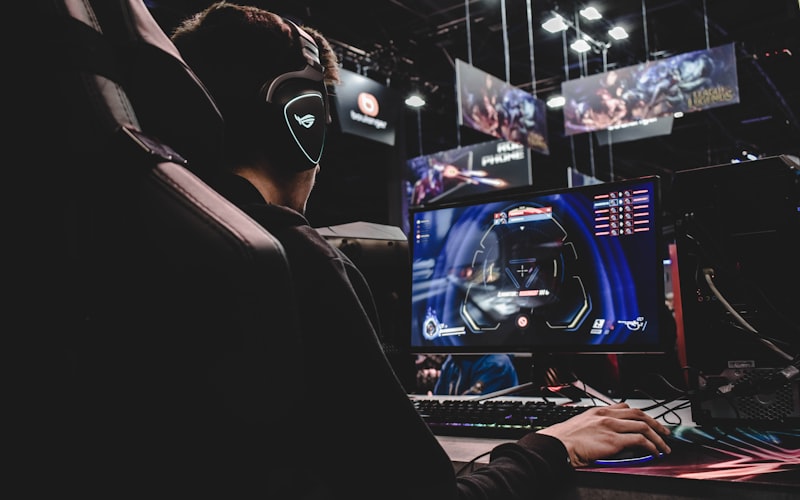 英雄联盟LOL游戏图标 - 全球最受欢迎的MOBA电竞项目